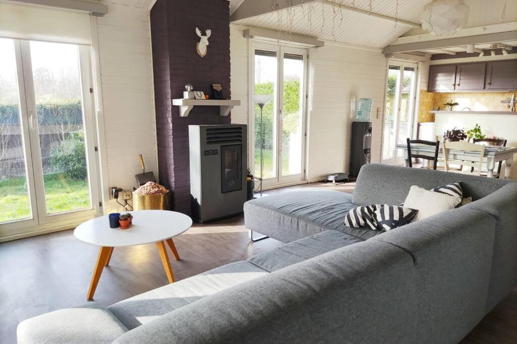 Вілла Scandinavie Vlak Bij Huis Laarne Екстер'єр фото
